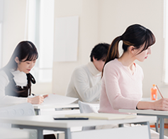 自治体の皆さまのキャリアアップを支援